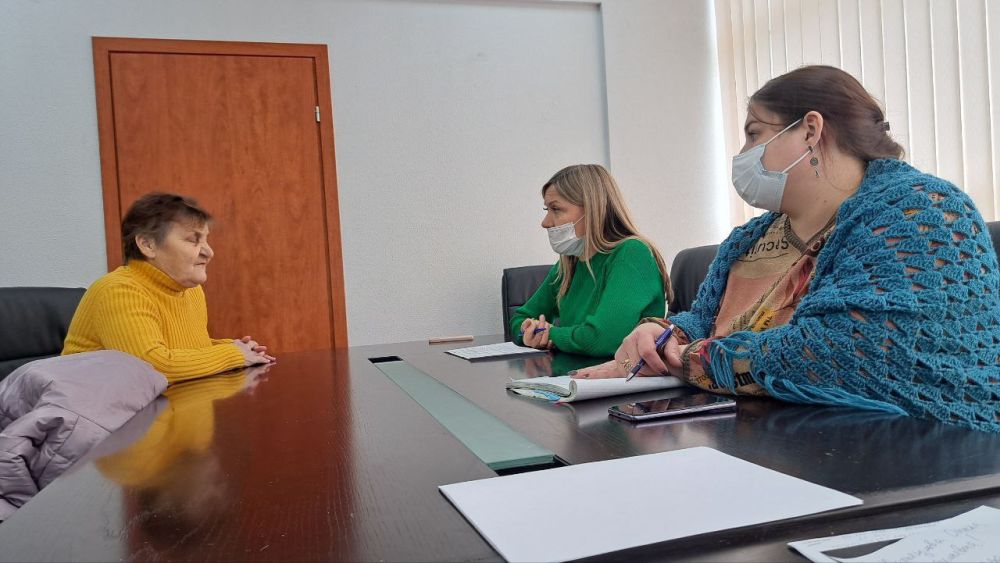 Руководитель управы Жовтневого внутригородского района Кирьякулова Оксана Васильевна провела личный приём граждан Руководитель управы Жовтневого внутригородского района Кирьякулова Оксана Васильевна провела личный приём граждан