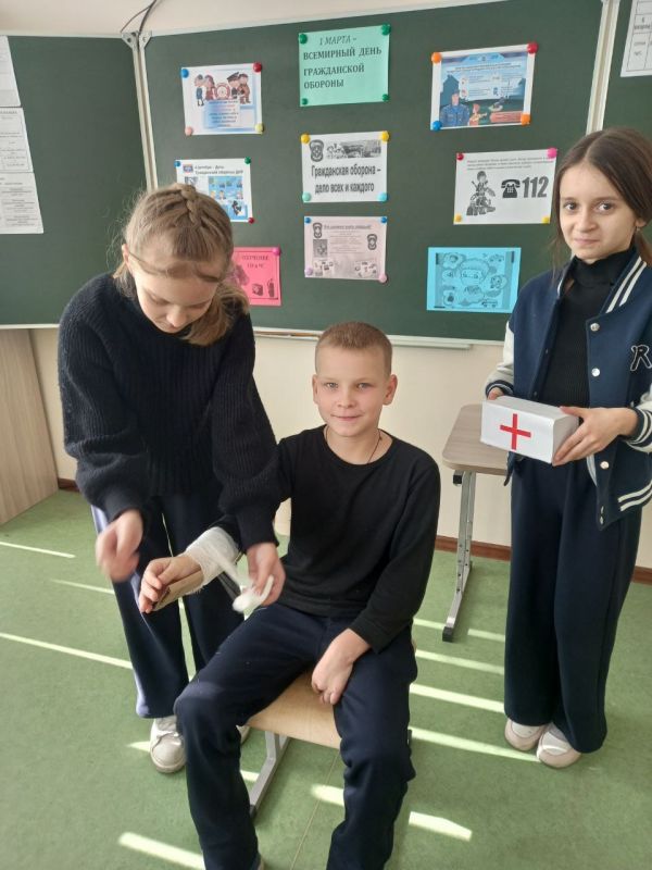 В школах Снежного прошел Всероссийский урок культуры безопасности В школах Снежного прошел Всероссийский урок культуры безопасности