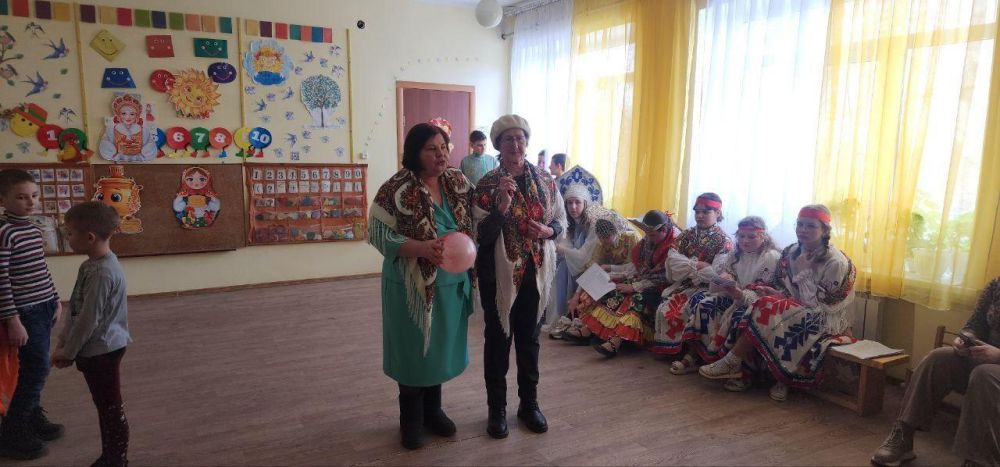 В Докучаевске прошел праздник Масленицы для жителей ПВР В Докучаевске прошел праздник Масленицы для жителей ПВР
