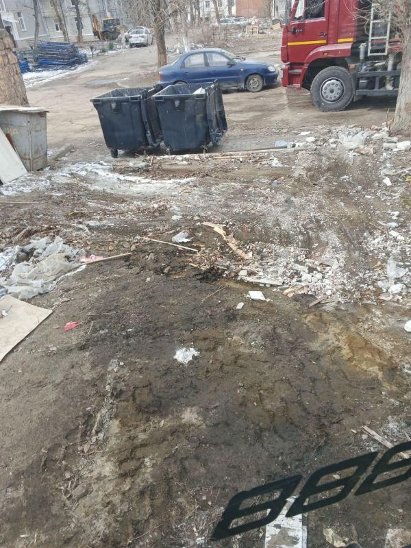 На левобережье коммунальщики вывезли порядка 60 кубов мусора На левобережье коммунальщики вывезли порядка 60 кубов мусора