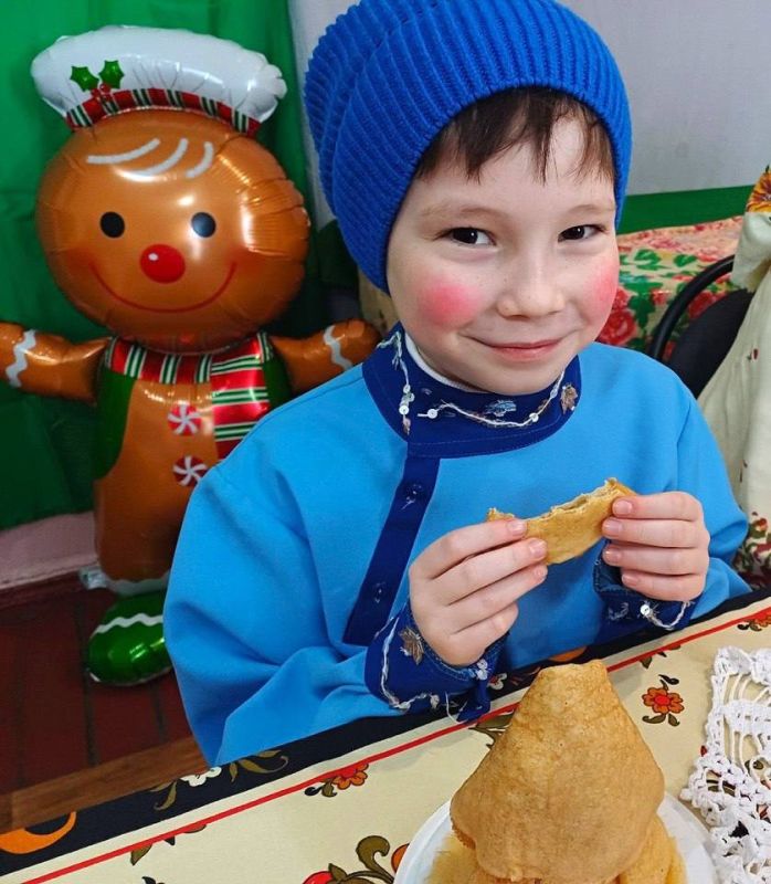 В Снежном прошли мероприятия, посвященные масленичным гуляниям В Снежном прошли мероприятия, посвященные масленичным гуляниям