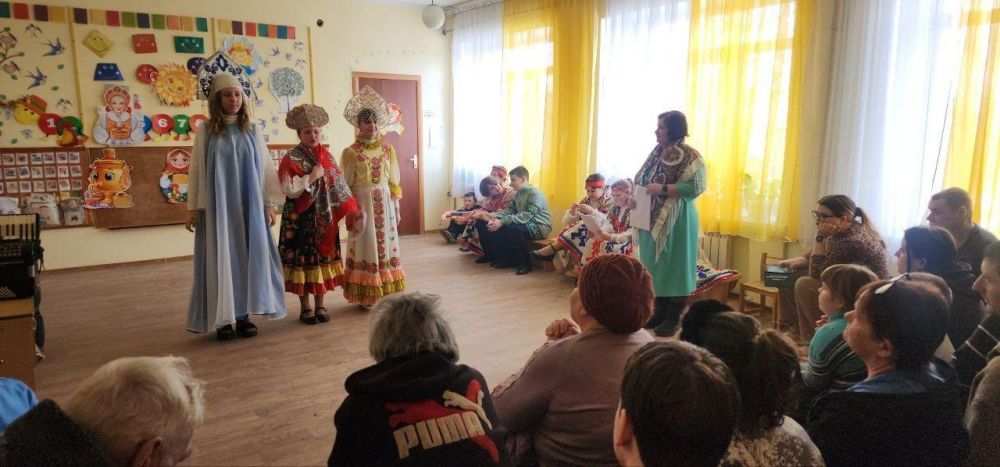 В Докучаевске прошел праздник Масленицы для жителей ПВР В Докучаевске прошел праздник Масленицы для жителей ПВР