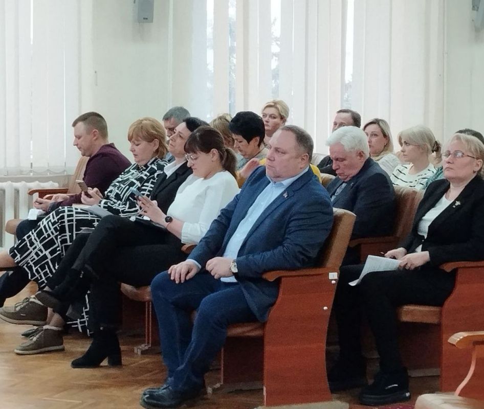 Александр Подгорный: Сегодня, 04.03.2025, провела 45 внеочередное заседание Макеевского городского совета Донецкой Народной Республики Александр Подгорный: Сегодня, 04.03.2025, провела 45 внеочередное заседание Макеевского городского совета Донецкой Народной Республики