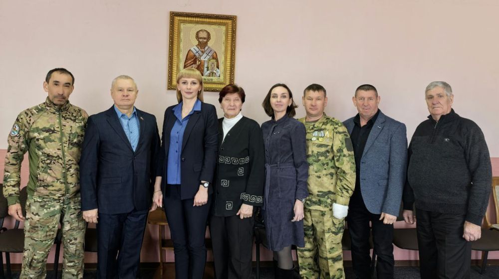 Вчера, при содействии администрации Ясиноватского муниципального округа состоялось подписание двухстороннего Соглашения о сотрудничестве между Местной организацией Челябинского регионального отделения Всероссийской... Вчера, при содействии администрации Ясиноватского муниципального округа состоялось подписание двухстороннего Соглашения о сотрудничестве между Местной организацией Челябинского регионального отделения Всероссийской...