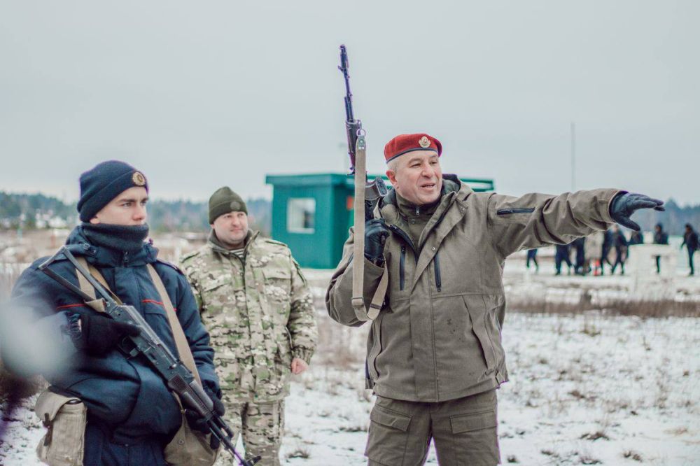 Станислав Дзасохов: Сердечно поздравляю Юрия Хаджимуратовича Караева с назначением на должность исполняющего обязанности губернатора Гродненской области Станислав Дзасохов: Сердечно поздравляю Юрия Хаджимуратовича Караева с назначением на должность исполняющего обязанности губернатора Гродненской области
