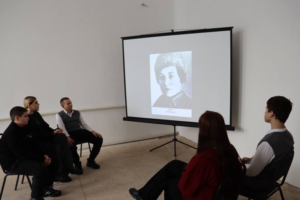 «Женщины с неженскими профессиями» «Женщины с неженскими профессиями»