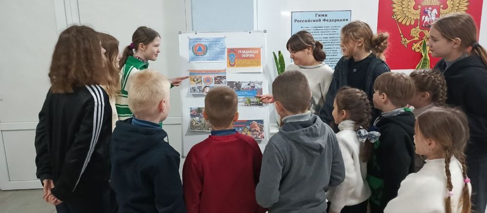 В ГБОУ «Мироновская школа №10 г. о. Дебальцево» прошёл Всероссийский открытый урок культуры безопасности, приуроченный празднованию Всемирного дня гражданской обороны В ГБОУ «Мироновская школа №10 г. о. Дебальцево» прошёл Всероссийский открытый урок культуры безопасности, приуроченный празднованию Всемирного дня гражданской обороны