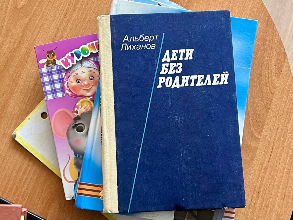 Сегодня Управа Ворошиловского внутригородского района в рамках акции «Фонд знаний» организовала сбор книг Сегодня Управа Ворошиловского внутригородского района в рамках акции «Фонд знаний» организовала сбор книг