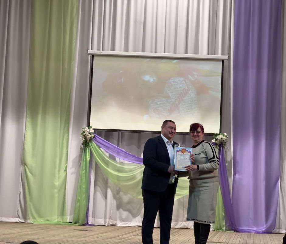 С Международным женским Днем! С Международным женским Днем!