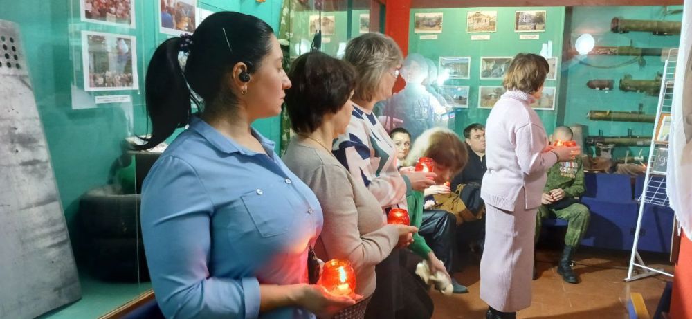 Сегодня, 5 марта, в МБУ «Музей истории города Харцызска» открылась выставка ко Дню гибели Героя ДНР и Героя России гвардии полковника, командира разведывательного батальона «Спарта» (2016-2022 гг.) Владимира Артемовича Жоги... Сегодня, 5 марта, в МБУ «Музей истории города Харцызска» открылась выставка ко Дню гибели Героя ДНР и Героя России гвардии полковника, командира разведывательного батальона «Спарта» (2016-2022 гг.) Владимира Артемовича Жоги...