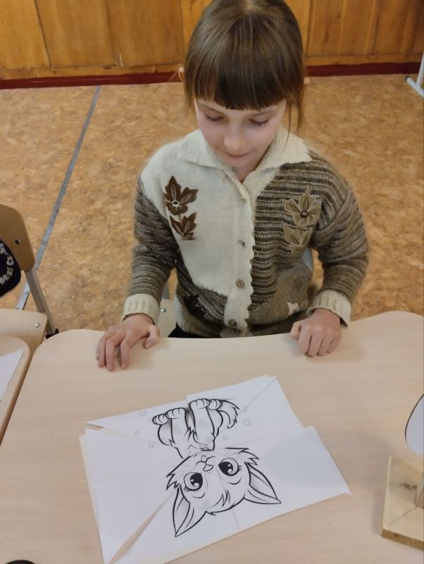 4.03.2025 Чамата Е., руководитель кружка Светлодарского ДК, провела для учащихся п.Новолуганское интерактивную программу "Кошки это кошки" с целью привить обучающимся интерес и любовь к домашним животным 4.03.2025 Чамата Е., руководитель кружка Светлодарского ДК, провела для учащихся п.Новолуганское интерактивную программу "Кошки это кошки" с целью привить обучающимся интерес и любовь к домашним животным