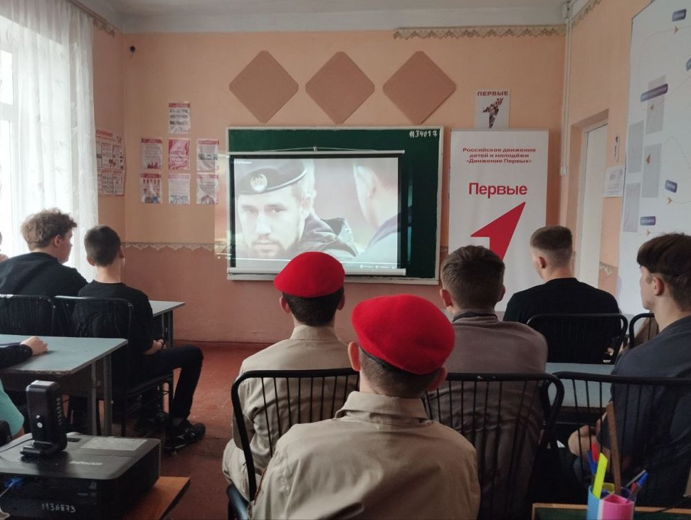 Юнармейцы ГБОУ «Валерьяновская школа Волновахского м.о.» приняли участие в мероприятии, посвящённом памяти Героя Российской Федерации, Героя Донецкой Народной Республики Владимира Жоги Юнармейцы ГБОУ «Валерьяновская школа Волновахского м.о.» приняли участие в мероприятии, посвящённом памяти Героя Российской Федерации, Героя Донецкой Народной Республики Владимира Жоги