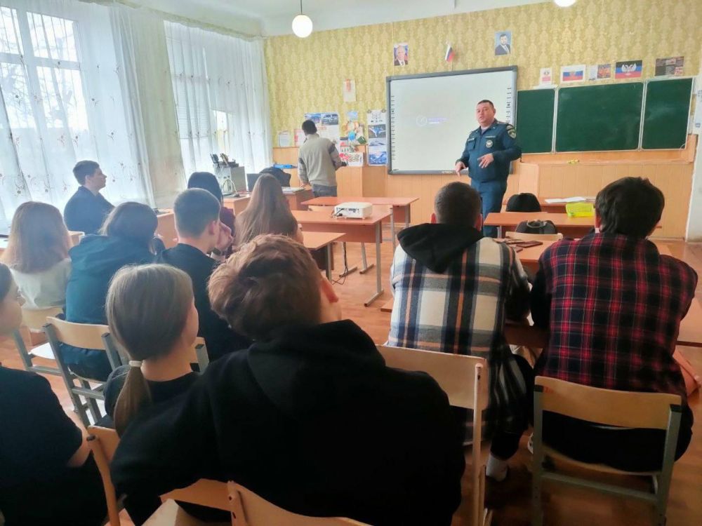В школах Мангушского округа состоялся Всероссийский открытый урок, посвящённый Всемирному дню гражданской обороны В школах Мангушского округа состоялся Всероссийский открытый урок, посвящённый Всемирному дню гражданской обороны