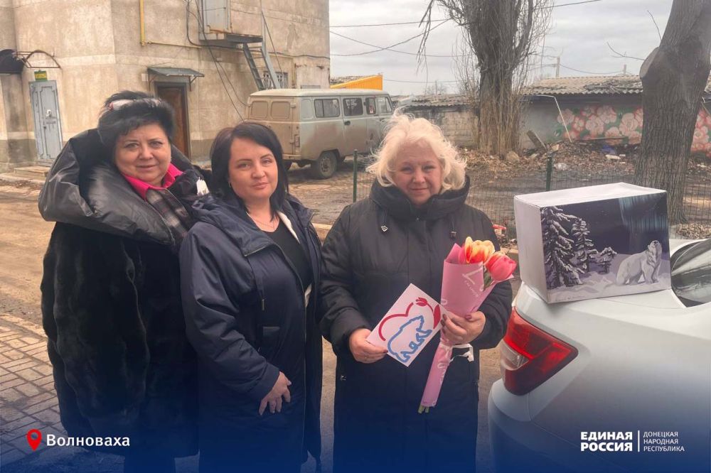 Мамам героев – цветы и наша любовь Мамам героев – цветы и наша любовь