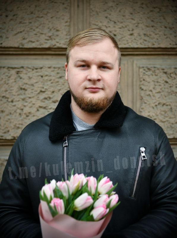 Мужчины Донецка готовятся к 8 Марта! Мужчины Донецка готовятся к 8 Марта!