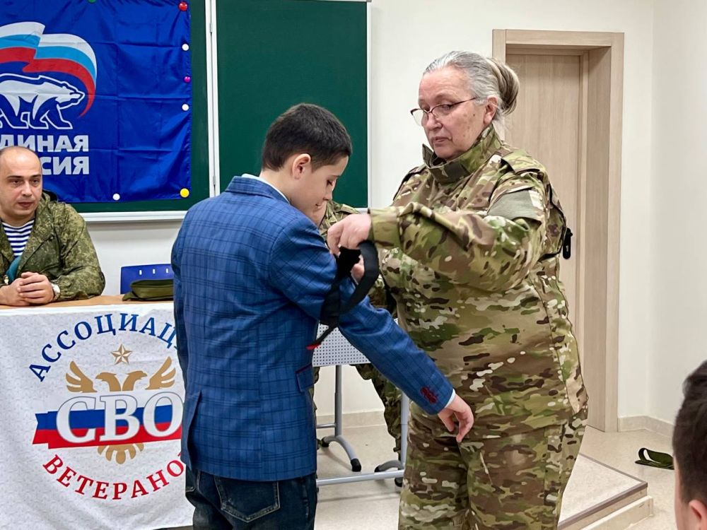 Управа Ворошиловского внутригородского района совместно с Всероссийской ассоциацией ветеранов СВО в Донецкой Народной Республике организовала тематический урок «Диалоги с Героями» в рамках Всероссийской акции «Вам... Управа Ворошиловского внутригородского района совместно с Всероссийской ассоциацией ветеранов СВО в Донецкой Народной Республике организовала тематический урок «Диалоги с Героями» в рамках Всероссийской акции «Вам...