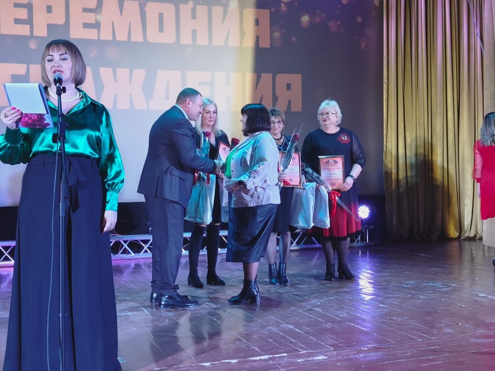 Сергей Ермаков: 6 марта в Централизованной клубной системе «Снежинка» прошел праздничный концерт «Мелодия весны» Сергей Ермаков: 6 марта в Централизованной клубной системе «Снежинка» прошел праздничный концерт «Мелодия весны»