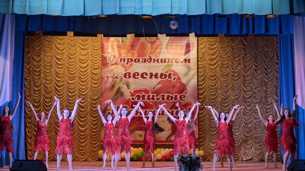 Николай Михайлов: Сегодня принял участие в районном праздничном концерте «Женщины — родник всей красоты» Николай Михайлов: Сегодня принял участие в районном праздничном концерте «Женщины — родник всей красоты»