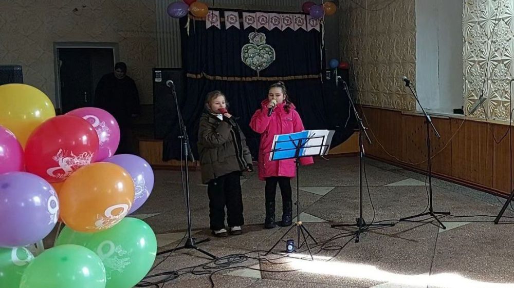 06 марта МБУ "Рыбинский СДК"совместно с Рыбинской сельской библиотекой провели праздничный концерт «Ах, какая женщина!» 06 марта МБУ "Рыбинский СДК"совместно с Рыбинской сельской библиотекой провели праздничный концерт «Ах, какая женщина!»