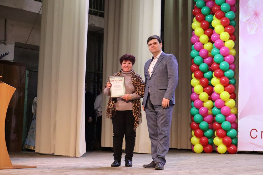 «БУКЕТ ВЕСЕННЕГО НАСТРОЕНИЯ» «БУКЕТ ВЕСЕННЕГО НАСТРОЕНИЯ»