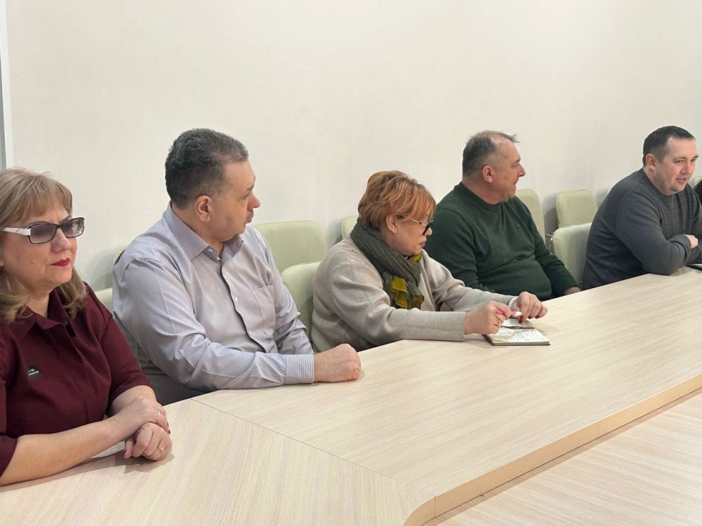 Роман Конев: 6 марта 2025 года состоялся круглый стол с представителями администрации городского округа Горловка, субъектами хозяйствования, налоговым и контролирующим органами Роман Конев: 6 марта 2025 года состоялся круглый стол с представителями администрации городского округа Горловка, субъектами хозяйствования, налоговым и контролирующим органами