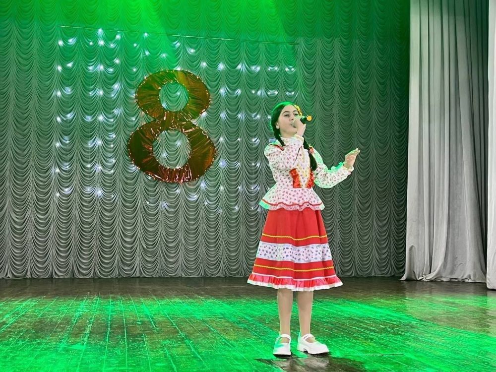 6 марта в Харцызском городском Дворце культуры состоялся праздничный концерт, посвящённый Международному женскому дню 8 марта для женщин города Харцызска с участием всех творческих коллективов ХГДК 6 марта в Харцызском городском Дворце культуры состоялся праздничный концерт, посвящённый Международному женскому дню 8 марта для женщин города Харцызска с участием всех творческих коллективов ХГДК