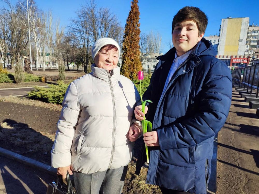 Елена Рязанцева: Вам, любимые!. В Пролетарском районе города Донецка в рамках празднования Международного женского дня состоялась Всероссийская акция «Вам, любимые!» Елена Рязанцева: Вам, любимые!. В Пролетарском районе города Донецка в рамках празднования Международного женского дня состоялась Всероссийская акция «Вам, любимые!»