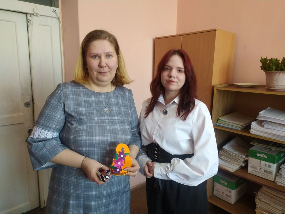 Сергей Желновач: В городском округе Дебальцево прошла акция «Вам, любимые!», посвящённая Международному женскому дню Сергей Желновач: В городском округе Дебальцево прошла акция «Вам, любимые!», посвящённая Международному женскому дню