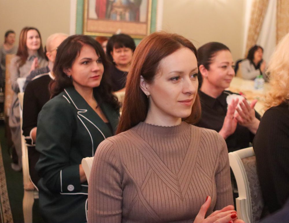 Поздравить с весной тех, кто защищает нашу Родину Поздравить с весной тех, кто защищает нашу Родину