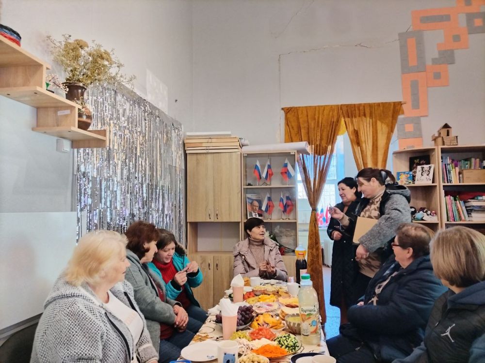 С началом весны к нам пришел замечательный праздник – Международный женский день 8 Марта С началом весны к нам пришел замечательный праздник – Международный женский день 8 Марта