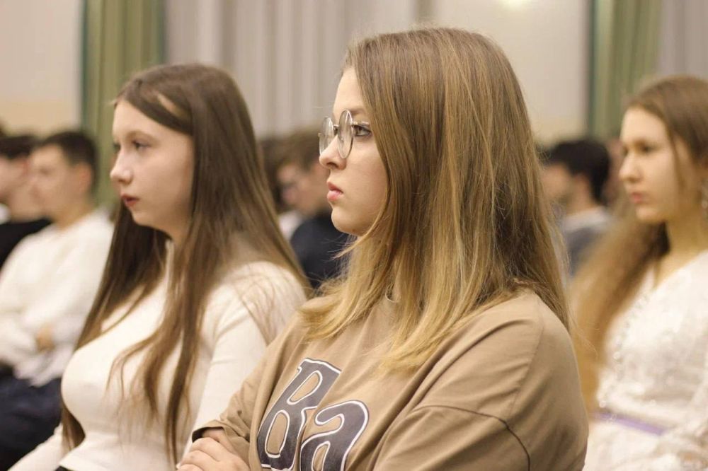 Девушка в СОБР: сила и женственность Девушка в СОБР: сила и женственность