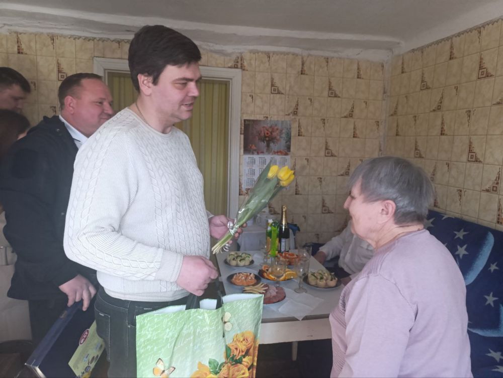 Ветерану Великой Отечественной войны исполнилось 102 года! Ветерану Великой Отечественной войны исполнилось 102 года!