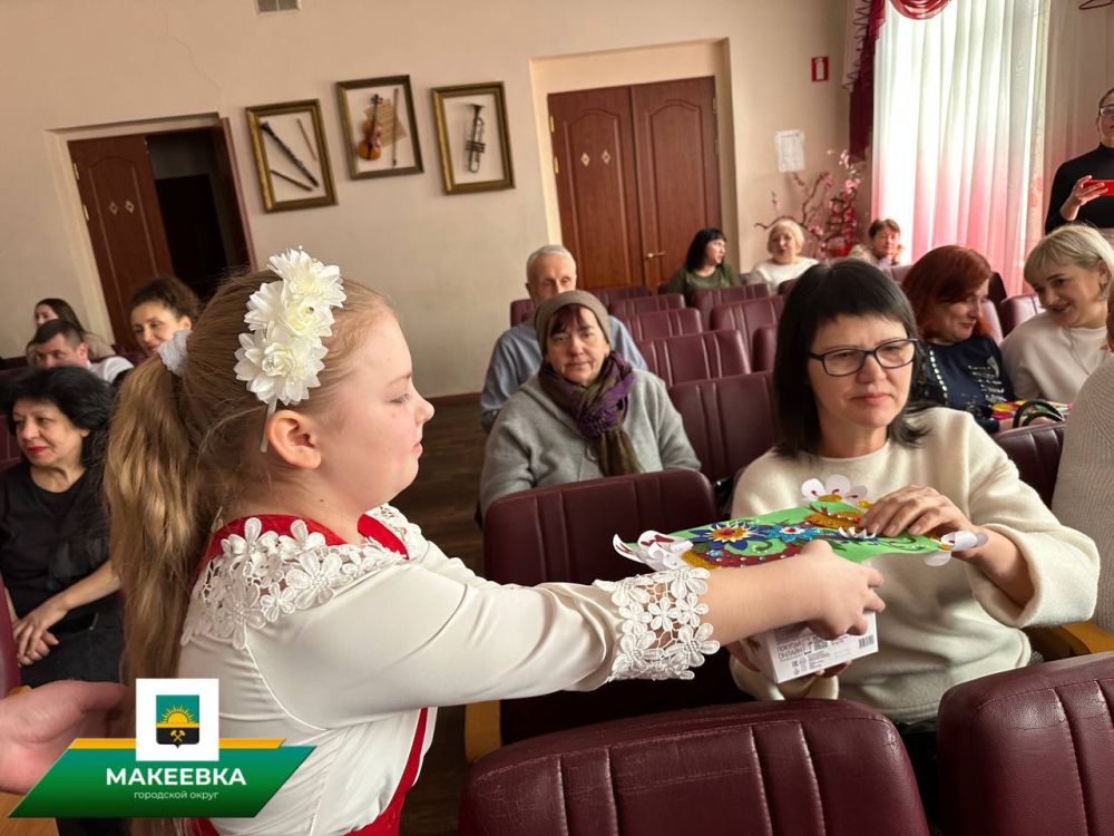 В Музыкальной Школе № 1 состоялся праздничный концерт к Международному женскому Дню В Музыкальной Школе № 1 состоялся праздничный концерт к Международному женскому Дню