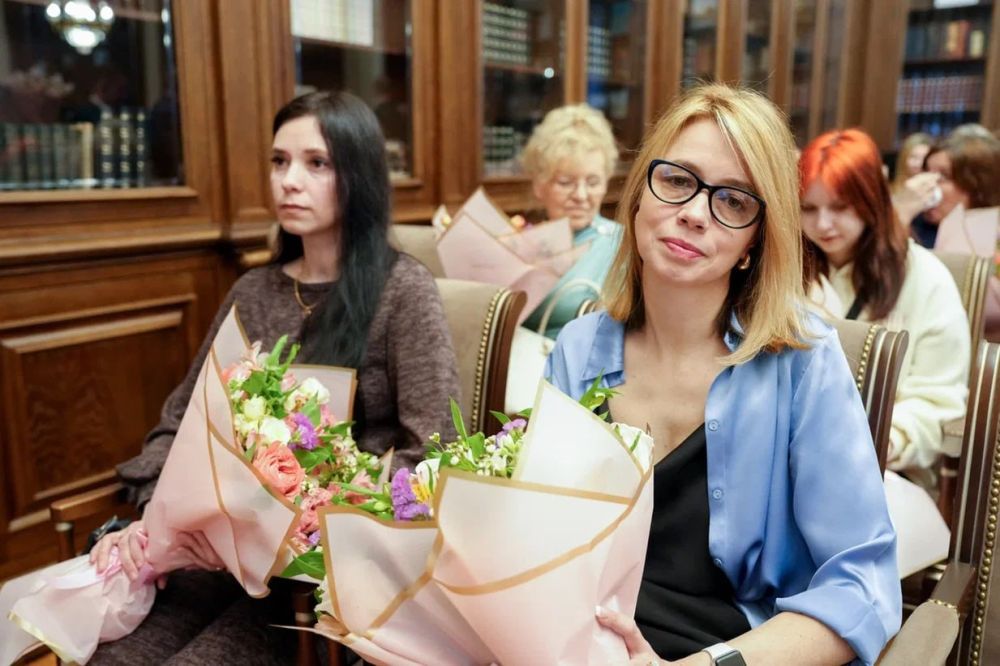 В преддверии Международного женского дня #депутат_Малькевич принял участие в особенной встрече – телемосте между Законодательным Собранием Санкт-Петербурга и Ленинградским гвардейским мотострелковым полком В преддверии Международного женского дня #депутат_Малькевич принял участие в особенной встрече – телемосте между Законодательным Собранием Санкт-Петербурга и Ленинградским гвардейским мотострелковым полком