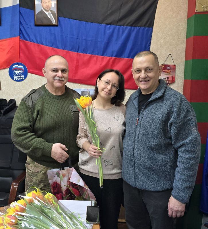 Дмитрий Огилец: Сегодня поздравили лучшую часть Макеевской городской организации "Российский союз ветеранов Афганистана и специальных военных операций" с 8 Марта! Дмитрий Огилец: Сегодня поздравили лучшую часть Макеевской городской организации "Российский союз ветеранов Афганистана и специальных военных операций" с 8 Марта!