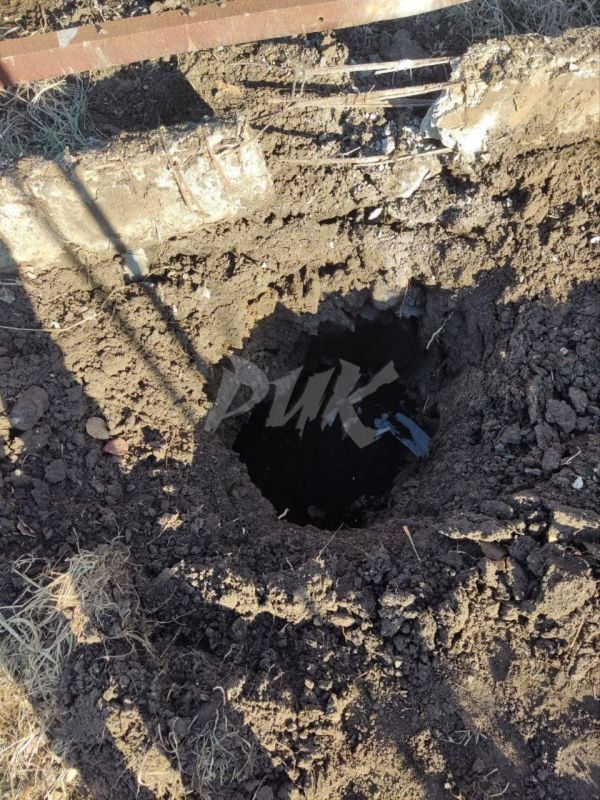 Иван Приходько: Последствия обстрела села Михайловка (Центрально-Городской район Горловки) со стороны ВФУ Иван Приходько: Последствия обстрела села Михайловка (Центрально-Городской район Горловки) со стороны ВФУ
