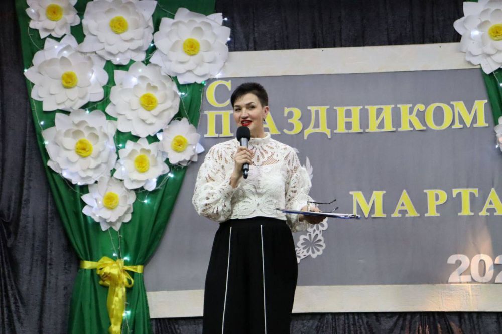 Неделя женского счастья, организованная Мангушским местным отделением Всероссийской политической партии «Единая Россия», к сожалению, подходит к концу Неделя женского счастья, организованная Мангушским местным отделением Всероссийской политической партии «Единая Россия», к сожалению, подходит к концу