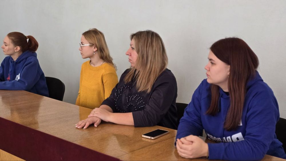 Иван Адамец: В Управе Куйбышевского внутригородского района состоялся круглый стол «Вместе против террора», посвящённый профилактике терроризма в молодёжной среде Иван Адамец: В Управе Куйбышевского внутригородского района состоялся круглый стол «Вместе против террора», посвящённый профилактике терроризма в молодёжной среде