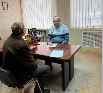 Депутаты Мангушского муниципального совета продолжают проводить личные приемы граждан и встречи с населением Депутаты Мангушского муниципального совета продолжают проводить личные приемы граждан и встречи с населением