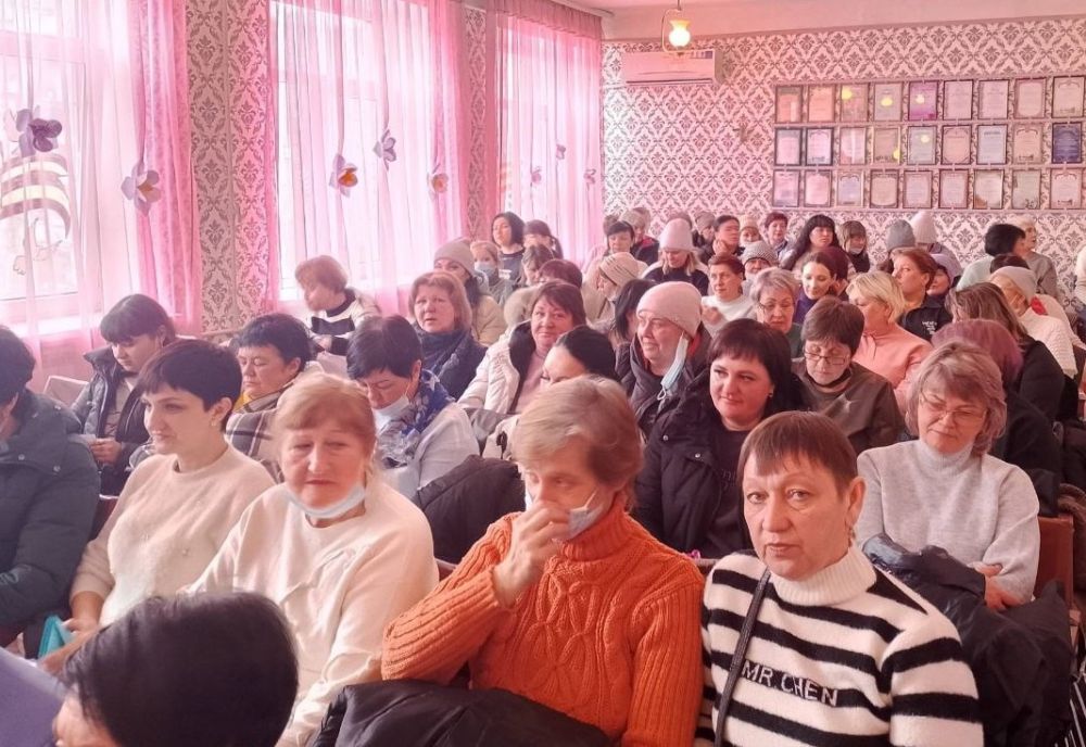 В Снежнянском территориальном центре проходит активная деятельность В Снежнянском территориальном центре проходит активная деятельность