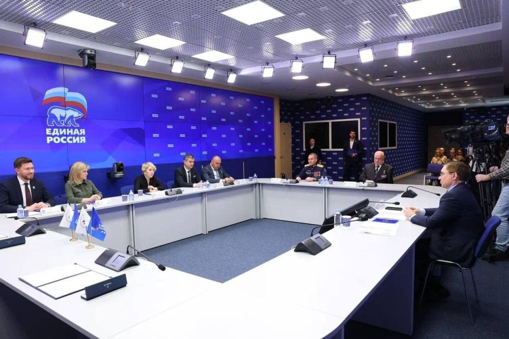 ВАРМСУ и партия «Единая Россия» подписали соглашение о сотрудничестве ВАРМСУ и партия «Единая Россия» подписали соглашение о сотрудничестве