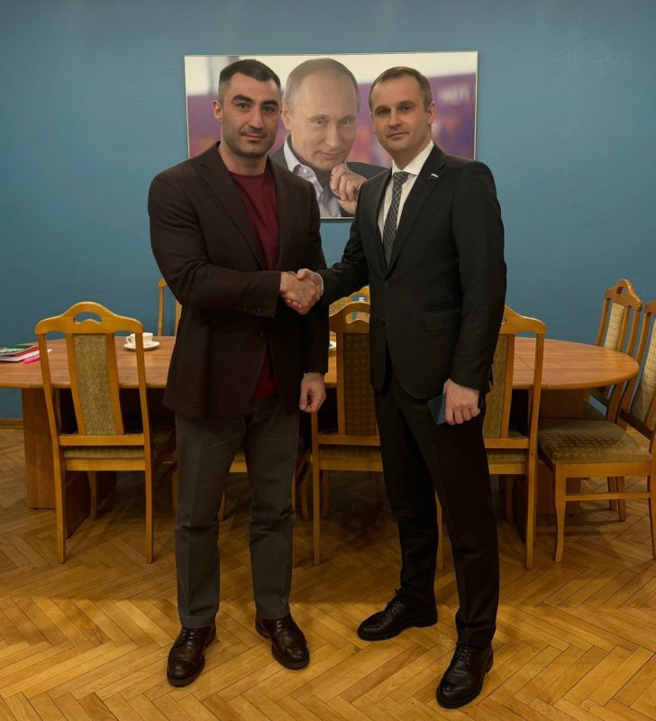 Станислав Дзасохов: Отдых для здоровья. На Тамбовской земле встретился с Сергеем Леоновым, председателем Комитета по охране здоровья Государственной думы, заместителем руководителя фракции ЛДПР, давним товарищем и коллегой Станислав Дзасохов: Отдых для здоровья. На Тамбовской земле встретился с Сергеем Леоновым, председателем Комитета по охране здоровья Государственной думы, заместителем руководителя фракции ЛДПР, давним товарищем и коллегой