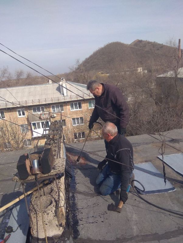Наталья Бегуненко: Сотрудники муниципального унитарного предприятия «Управляющая компания Петровского района» выполняют работы по: Наталья Бегуненко: Сотрудники муниципального унитарного предприятия «Управляющая компания Петровского района» выполняют работы по: