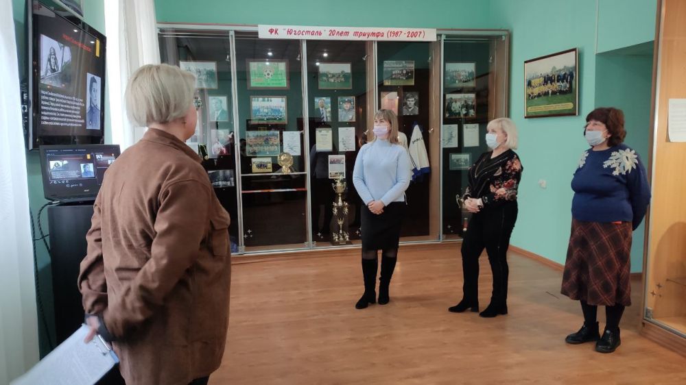 Мероприятие ЖК «Фемина Приазовья» при Першотравневом РЦЗ посвятили построению командного взаимодействия Мероприятие ЖК «Фемина Приазовья» при Першотравневом РЦЗ посвятили построению командного взаимодействия