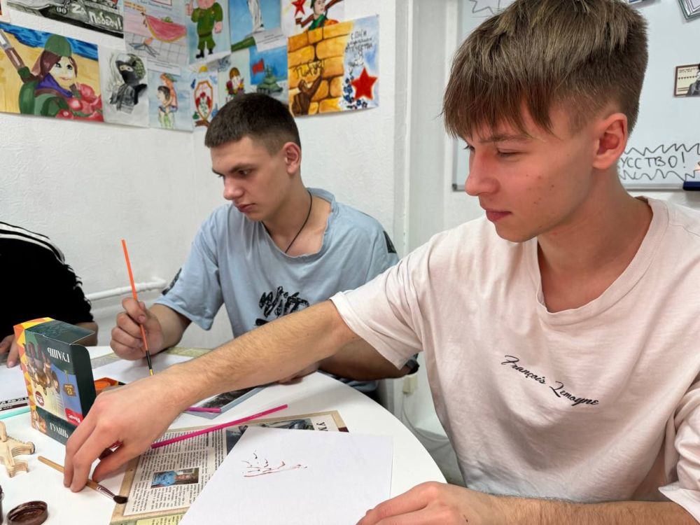 Весна пришла |. В честь празднования 8 марта на «Уютном месте» прошло творческое мероприятие — «весенняя арт-терапия» Весна пришла |. В честь празднования 8 марта на «Уютном месте» прошло творческое мероприятие — «весенняя арт-терапия»
