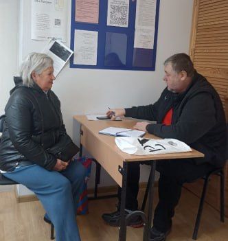 Депутаты Мангушского муниципального совета Беш В.В., Зипа А.В Депутаты Мангушского муниципального совета Беш В.В., Зипа А.В