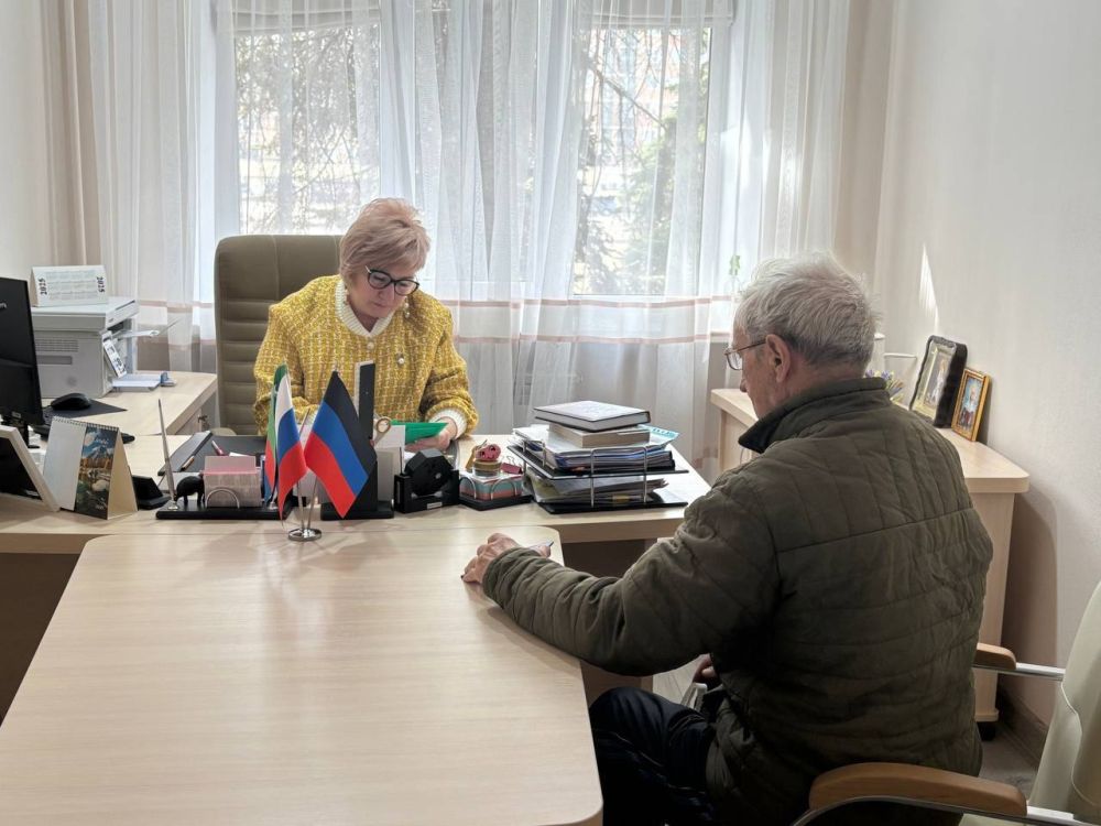 Роман Конев: Состоялся прием граждан депутатом Горловского городского совета Донецкой Народной Республики первого созыва Сергеем Третьяковым Роман Конев: Состоялся прием граждан депутатом Горловского городского совета Донецкой Народной Республики первого созыва Сергеем Третьяковым