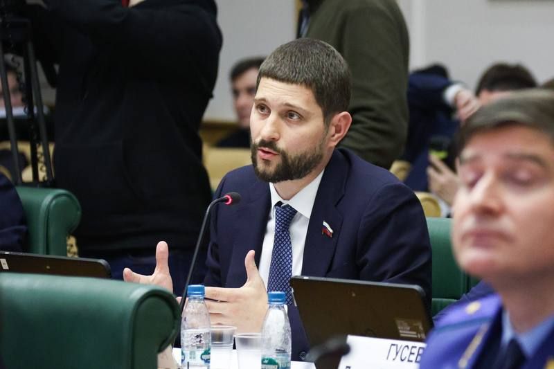 Александр Волошин: В Совете Федерации сегодня прошли парламентские слушания по вопросам повышения эффективности управления многоквартирными домами Александр Волошин: В Совете Федерации сегодня прошли парламентские слушания по вопросам повышения эффективности управления многоквартирными домами