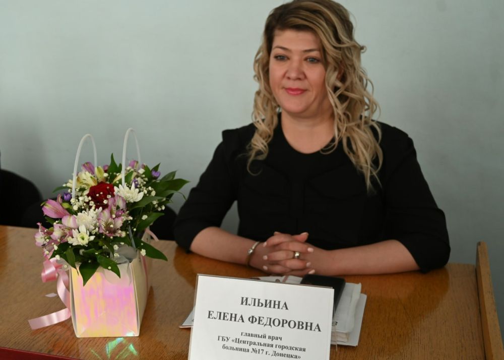 Руководитель Управы Куйбышевского внутригородского района Администрации городского округа Донецк Иван Адамец провел аппаратное совещание Руководитель Управы Куйбышевского внутригородского района Администрации городского округа Донецк Иван Адамец провел аппаратное совещание