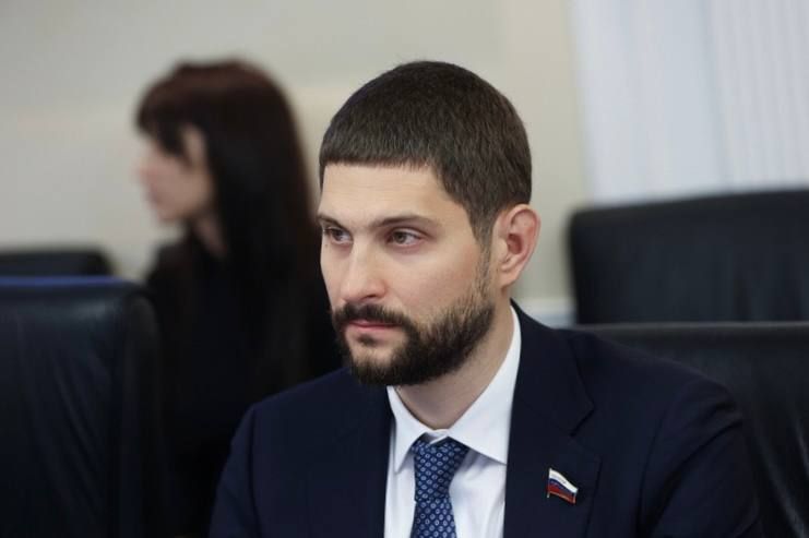 Александр Волошин: Сегодня принял участие в заседании Комитета Совета Федерации по федеративному устройству, региональной политике, местному самоуправлению и делам Севера Александр Волошин: Сегодня принял участие в заседании Комитета Совета Федерации по федеративному устройству, региональной политике, местному самоуправлению и делам Севера